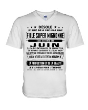 Cadeau parfait pour les proches AH06up2 V-Neck T-Shirt tile