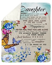 To My Daughter - Mom Sherpa Fleece Blanket tile