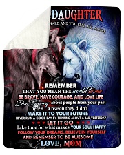 To My Daughter - Mom Sherpa Fleece Blanket tile