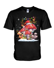 Mushroom Christmas V-Neck T-Shirt tile