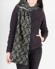 test khan quang co Fleece Scarf aos-fleece-70-x-10-scarf-lifestyle-15