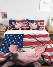 Pig American Flag Quilt Bed Set Queen Quilt Bed Set aos-queen-quilt-bed-set-lifestyle-front-06a