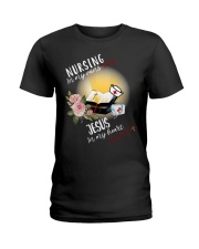 Nursing in my veins HLU Ladies T-Shirt tile