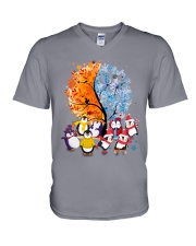 Penguin Autumn And Winter V-Neck T-Shirt tile