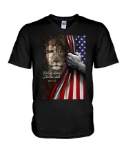 JESUS POSTER V-Neck T-Shirt tile