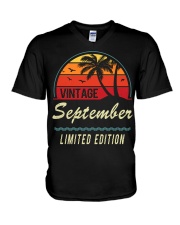 9 V-Neck T-Shirt tile