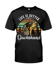LIFE IS BETTER WITH A DACHSHUND Classic T-Shirt thumbnail