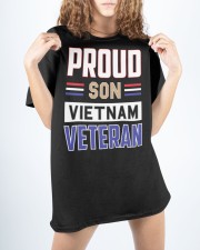proud son vietnam veteran Classic T-Shirt custom-t-shirts-classic-lifestyle-front-437
