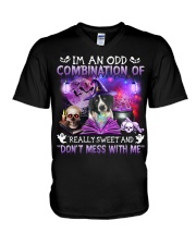 Landseer-CS3955-Im An Odd V-Neck T-Shirt tile