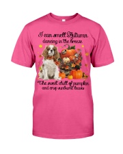 Cavalier King Charles Spaniel-CS3356-Smell Autumn Classic T-Shirt tile