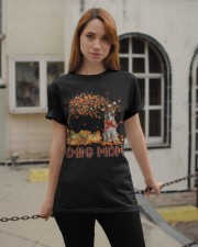 Great Pyrenees-CS3257-Dog Mom-V12 Classic T-Shirt apparel-classic-tshirt-lifestyle-19
