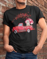 Samoyed-CS4139-Valentine-V7 Classic T-Shirt apparel-classic-tshirt-lifestyle-26