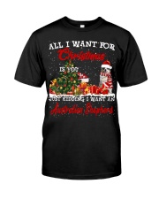 Australian Shepherd-CS3943-Christmas-V9 Classic T-Shirt front