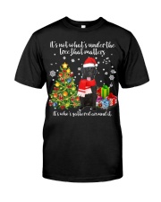 Flat Coated-CS4014-That Matters Premium Fit Mens Tee tile