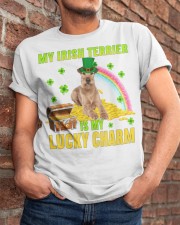 Irish Terrier-CS4143-Lucky Charm-V2 Classic T-Shirt apparel-classic-tshirt-lifestyle-26