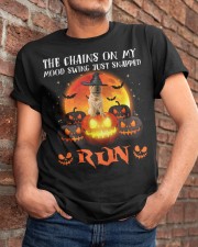 Shar Pei-CS3891-The Chains Classic T-Shirt apparel-classic-tshirt-lifestyle-26