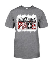 Mustangs in red Classic T-Shirt front