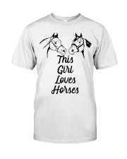 This girl loves Horse Classic T-Shirt front