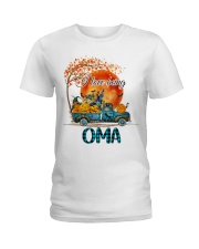 I LOVE BEING - PERFECT GIFT FOR OMA Ladies T-Shirt front