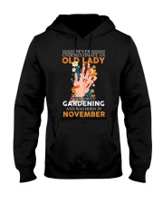 Never underestimate old lady gardening Shirt Hooded Sweatshirt tile