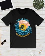 NNA241042 Classic T-Shirt lifestyle-mens-crewneck-front-17