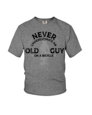 Never underestimate an old guy with bicycle Youth T-Shirt tile