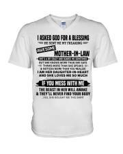 SHE'S A BIT CRAZY - BEST GIFT FOR DAUGHTER-IN-LAW V-Neck T-Shirt tile