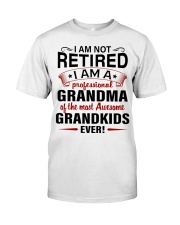 I AM A PROFESSIONAL GRANDMA -BEST GIFT FOR GRANDMA Classic T-Shirt tile