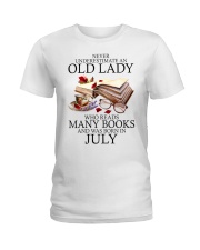 Never Underestimate An Old Lady - Perfect Gift For Grandma Ladies T-Shirt tile
