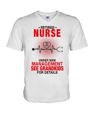 RETIRED NURSE - PERFECT GIFT FOR GRANDMA V-Neck T-Shirt tile
