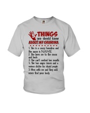 5 THINGS YOU SHOULD KNOW ABOUT MY GRANDMA Youth T-Shirt front