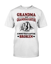 PERFECT GIFT FOR GRANDMA Classic T-Shirt tile