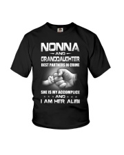 NONNA AND GRANDDAUGHTER - BEST PARTNERS IN CRIME Youth T-Shirt front