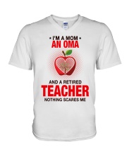 NOTHING SCARES ME - PERFECT GIFT FOR OMA V-Neck T-Shirt tile