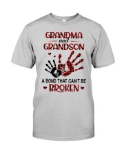GRANDMA AND GRANDSON - A BOND THAT CAN'T BE BROKEN Classic T-Shirt tile