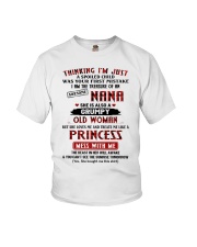 GRUMPY OLD WOMAN - GREAT GIFT FOR GRANDDAUGHTER Youth T-Shirt front