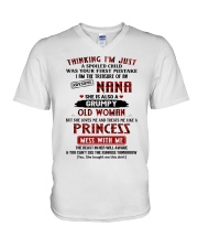 GRUMPY OLD WOMAN - GREAT GIFT FOR GRANDDAUGHTER V-Neck T-Shirt tile