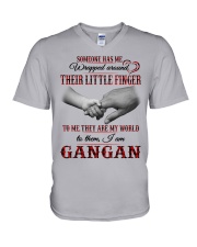 THEY ARE MY WORLD - PERFECT GIFT FOR GRANDMA V-Neck T-Shirt tile