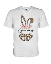 PERFECT GIFT FOR GRANNY V-Neck T-Shirt tile