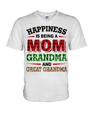 HAPPINESS IS BEING A MOM GRANDMA - PERFECT GIFT FOR GRANDMA V-Neck T-Shirt tile