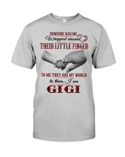 THEY ARE MY WORLD - PERFECT GIFT FOR GIGI Classic T-Shirt tile