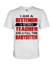 A RETIRED TEACHER - MEANINGFUL GIFT FOR GRANDMA V-Neck T-Shirt tile