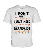 I DON'T NEED THERAPY - PERFECT GIFT FOR GRANDMA V-Neck T-Shirt tile