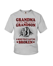 A BOND THAT CAN'T BE BROKEN - BEST GIFT FOR GRANDSON Youth T-Shirt front