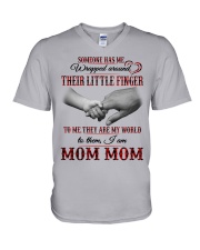 THEY ARE MY WORLD - PERFECT GIFT FOR MOM MOM V-Neck T-Shirt tile