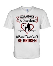 GRANDMA AND GRANDSON A BOND CAN'T BE BROKEN V-Neck T-Shirt tile