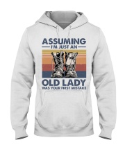 I'M JUST AN OLD LADY - BEST GIFT FOR GRANDKIDS Hooded Sweatshirt tile