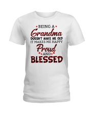 Being A Grandma Doesn't Make Me Old - Perfect Gift For Grandma Ladies T-Shirt tile