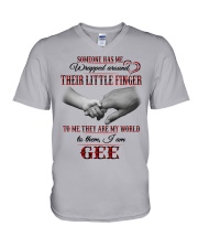 THEY ARE MY WORLD - PERFECT GIFT FOR GEE V-Neck T-Shirt tile
