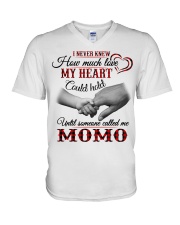 HOW MUCH LOVE MY HEART HOLD - BEST GIFT FOR MOMO V-Neck T-Shirt tile